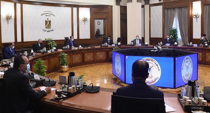 رئيس الوزراء يتابع الموقف التنفيذي لمنظومة التغذية المدرسية
