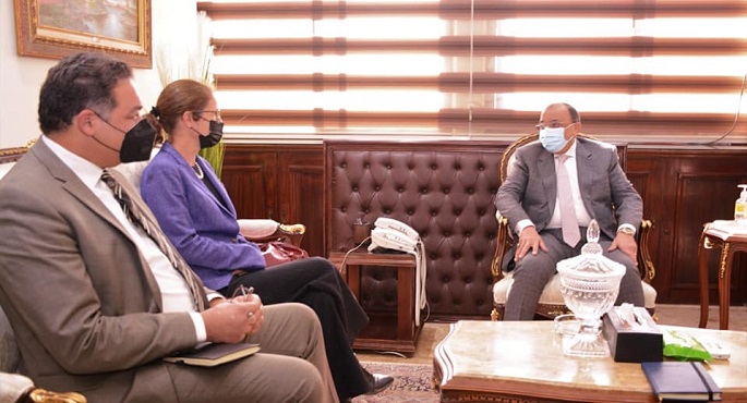 بالصور.. شعراوى يستقبل وفد البنك الدولى لمتابعة مستجدات برنامج التنمية المحلية بصعيد مصر وملفات التعاون