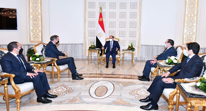 بالصور.. السيسي يوجه بتذليل أية عقبات تواجه أعمال «بريتيش بتروليوم» بمصر