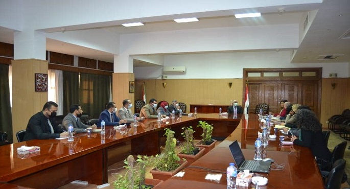 وزير الري يبحث مع وفد البنك الدولي فرص التعاون في مجالي التخفيف والتأقلم مع التغيرات المناخية