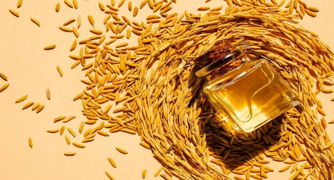 زيت نخالة الأرز.. السر الأسيوي لنضارة البشرة وجمال الشعر