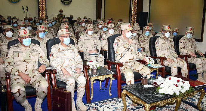 بالصور.. رئيس الأركان يشهد المرحلة الرئيسية لمشروع مراكز القيادة الخارجي