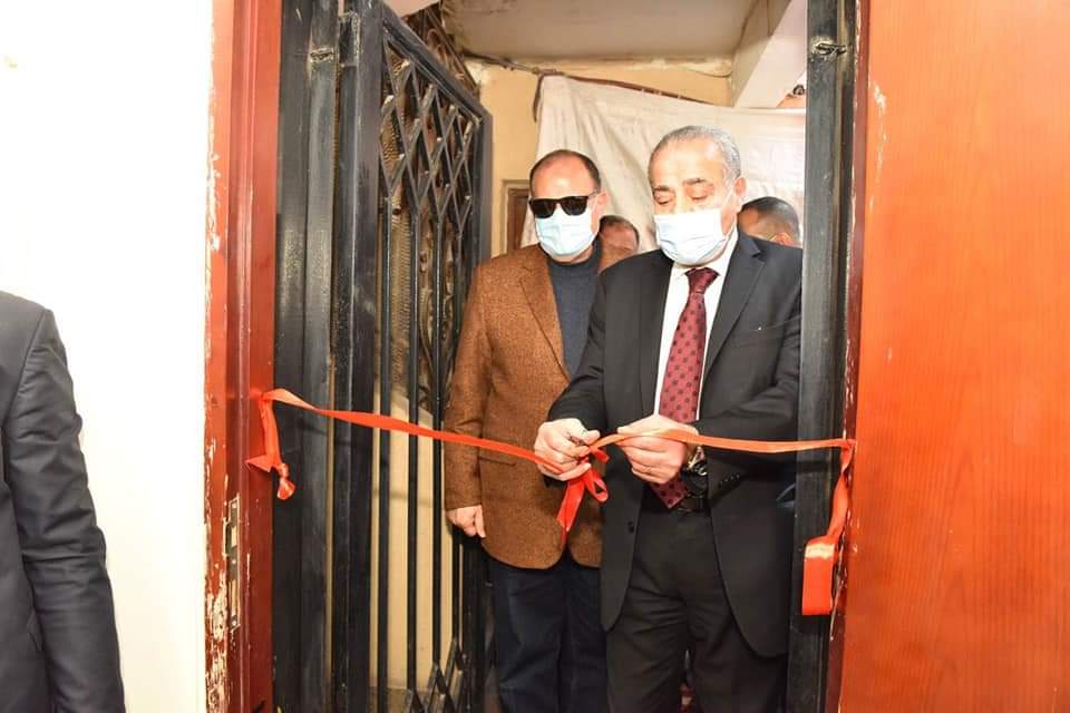 بالصور.. وزير التموين ومحافظ أسيوط يفتتحان مكتب تموين نموذجي مطور بحي غرب