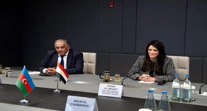 بالصور.. المشاط تلتقي وزير اقتصاد اذربيجان لبحث مجالات العمل المشترك وتعزيز العلاقات الاقتصادية بين البلدين