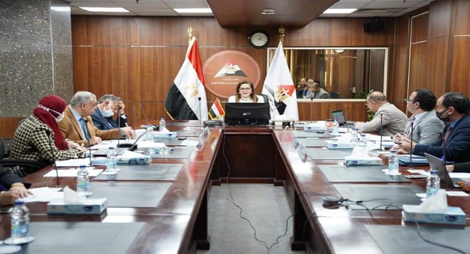 وزيرا التخطيط والاتصالات يناقشا الخطة الاستثمارية لوزارة الاتصالات للعام المالي 2022/2023