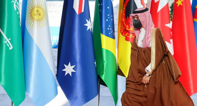 وزير الخارجية السعودي: لبنان بحاجة إلى التحرك من أجل الإصلاح