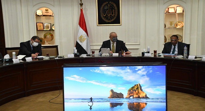 وزيرا التخطيط والإسكان يناقشان الخطة الاستثمارية لوزارة الإسكان للعام المالى 2022/2023