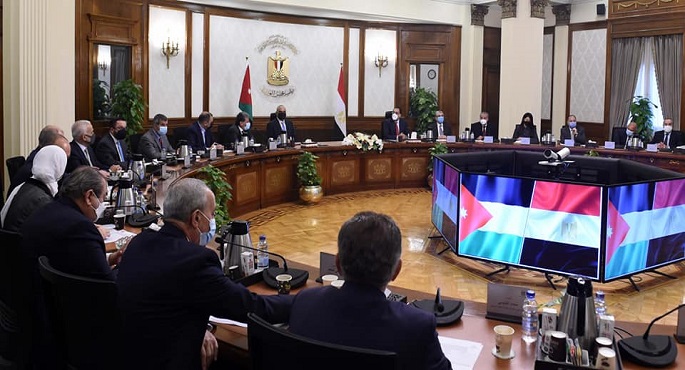 بالصور .. مدبولي يؤكد حرص الحكومة المصرية على توسيع نطاق الاستثمار المشترك مع الجانب الأردني