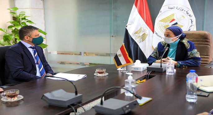 بالصور .. وزيرة البيئة تناقش مع ممثلي شركة عالمية للطاقة التعاون الثنائي بمجال تكنولوجيا الوقود