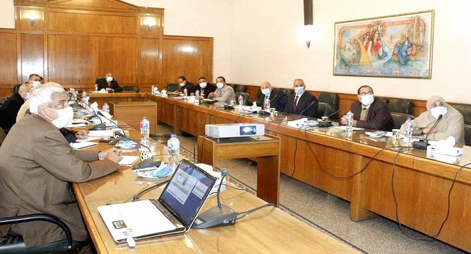 بالصور.. وزير الرى يتابع موقف مشروعات تأهيل المساقي والتحول للري الحديث بالقليوبية