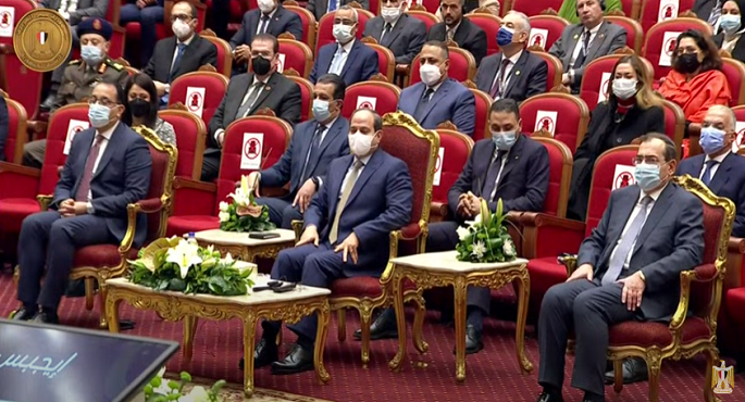 الرئيس السيسي يفتتح الدورة الخامسة من مؤتمر ومعرض مصر الدولي للبترول “إيجبس”