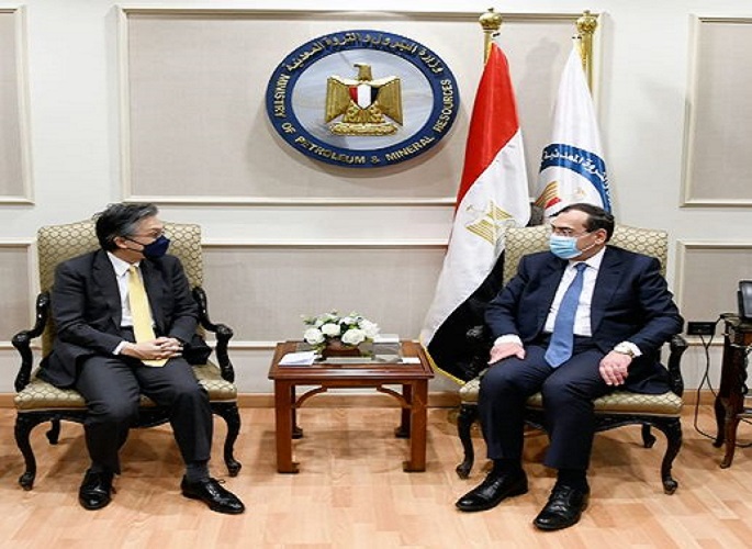 مباحثات مصرية يابانية في مجالات البترول والغاز والطاقة النظيفة