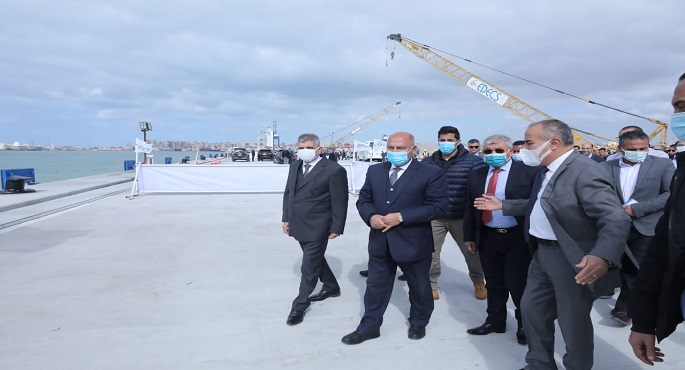 بالصور .. وزير النقل يتفقد أعمال البنية الفوقية لمحطة تحيا مصر متعددة الأغراض بميناء الإسكندرية