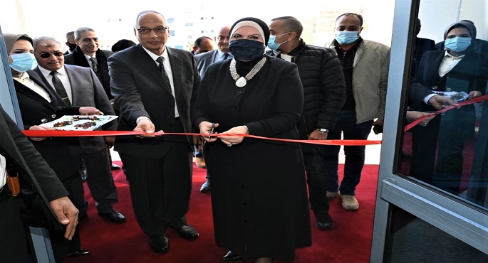 بالصور..وزيرة التجارة تفتتح مبنى لمعامل الفحص بهيئة الرقابة على الصادرات بميناء الدخيلة