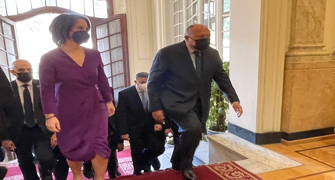 شكري يستقبل وزيرة الخارجية الألمانية