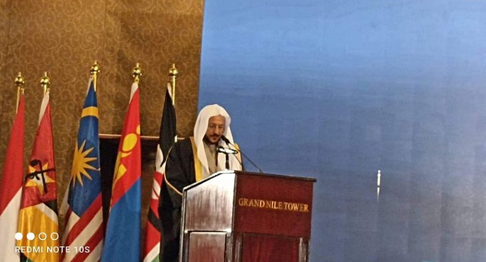 وزير الشؤون الإسلامية السعودي : مصر بقيادة الرئيس السيسي تشهد تطوراً وازدهاراً ونماءً ووعياً مجتمعياً كبيراً