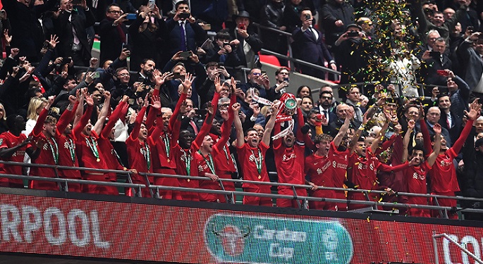 ليفربول بطلًا لكأس الرابطة على حساب تشيلسي بعد ماراثون ركلات الترجيح
