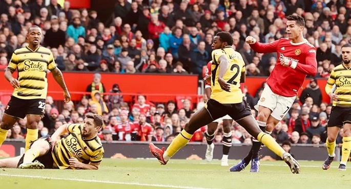 مانشستر يونايتد يتعادل أمام واتفورد سلبيا بالدوري الانجليزي الممتاز لكرة القدم