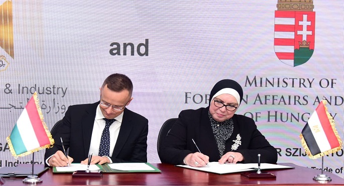 بالصور.. مصر والمجر توقعان مذكرة تفاهم لإنشاء لجنة مشتركة للتجارة والصناعة
