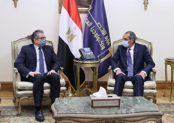 بالصور.. وزيرا السياحة والآثار والاتصالات يتابعان الموقف التنفيذى لرفع كفاءة سرعات خدمة الإنترنت بالمنشآت الفندقية