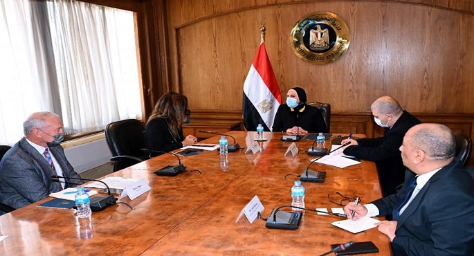 بالصور.. وزيرة التجارة والصناعة تبحث مع وفد البنك الدولي سبل تحقيق التنمية المستدامة في ضوء التغيرات المناخية