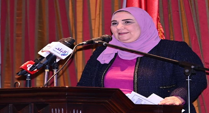 وزيرة التضامن: الجامعات لم تعد مؤسسات تعليمية فحسب بل تقوم بدور بارز في جهود تنمية المجتمع