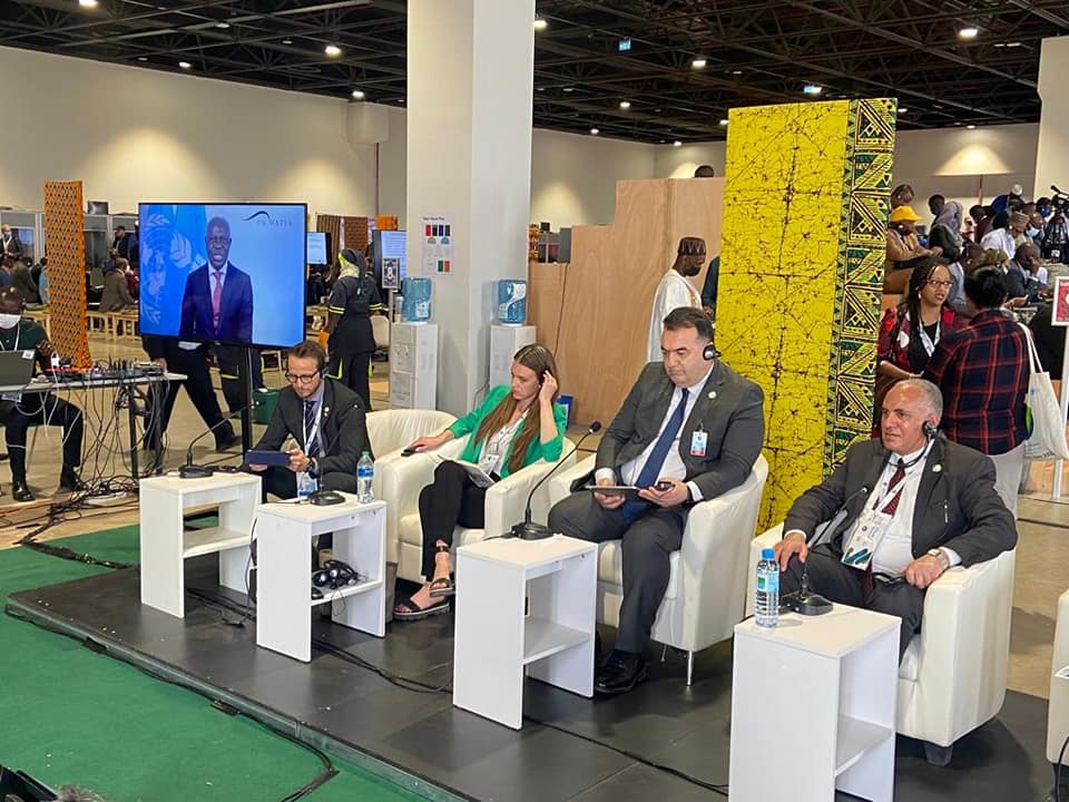 عبد العاطى : يجب تكثيف جهود التكيف مع التغيرات المناخية وتقليل الإنبعاثات