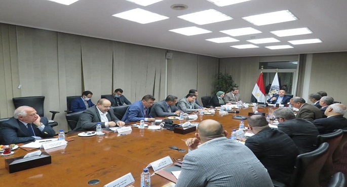 معيط: الأولوية لتلبية الاحتياجات الأساسية للمواطنين.. واحتياطي القمح يكفينا 8 أشهر