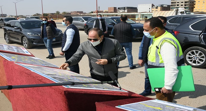 بالصور.. الرئيس السيسي يتفقد الأعمال الإنشائية بعدد من الطرق والمحاور والأعمال الصناعية التي تربط بين شرق القاهرة وغربها