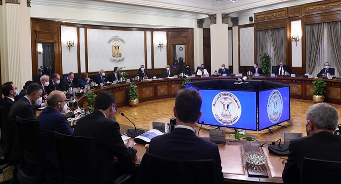 بالصور.. رئيس الوزراء يستقبل ممثلي 16 شركة ألمانية لبحث مجالات الاستثمار في مصر