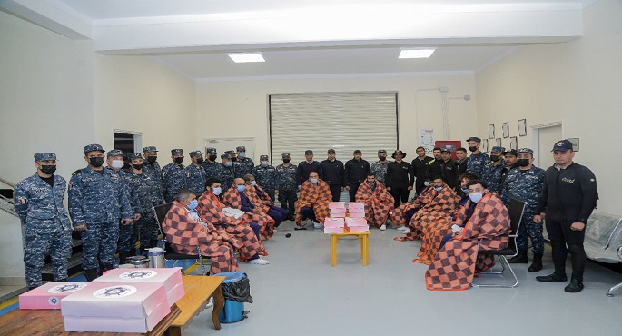 القوات البحرية تنجح في إنقاذ طاقم سفينة نقل بضائع بعد تعرضها للغرق أمام سواحل الإسكندرية