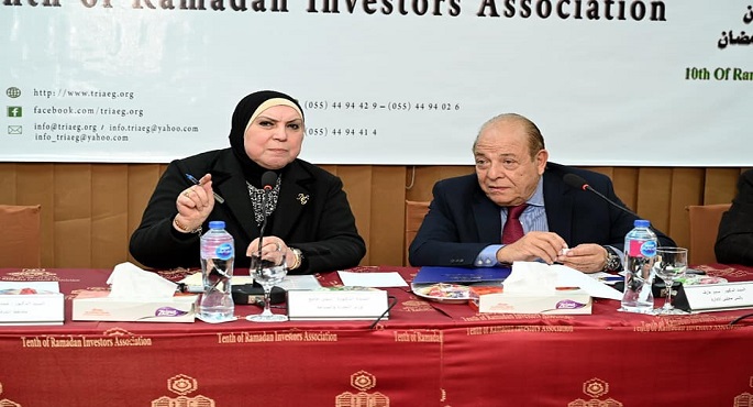 بالصور .. نيفين جامع: الحكومة حريصة على تحسين مناخ الاستثمار وتقديم المزايا للمستثمرين في كافة القطاعات