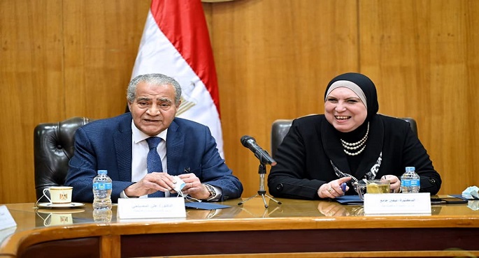 بالصور.. وزيرا التموين والتجارة والصناعة يؤكدان التزام الغرف التجارية بالحفاظ على وفرة السلع واستقرار الأسعار