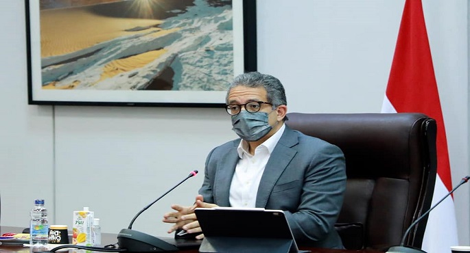 بالصور .. وزير السياحة والآثار يتابع آخر مستجدات الأعمال لتقديم وتشغيل خدمات الزائرين بالمتحف المصري الكبير
