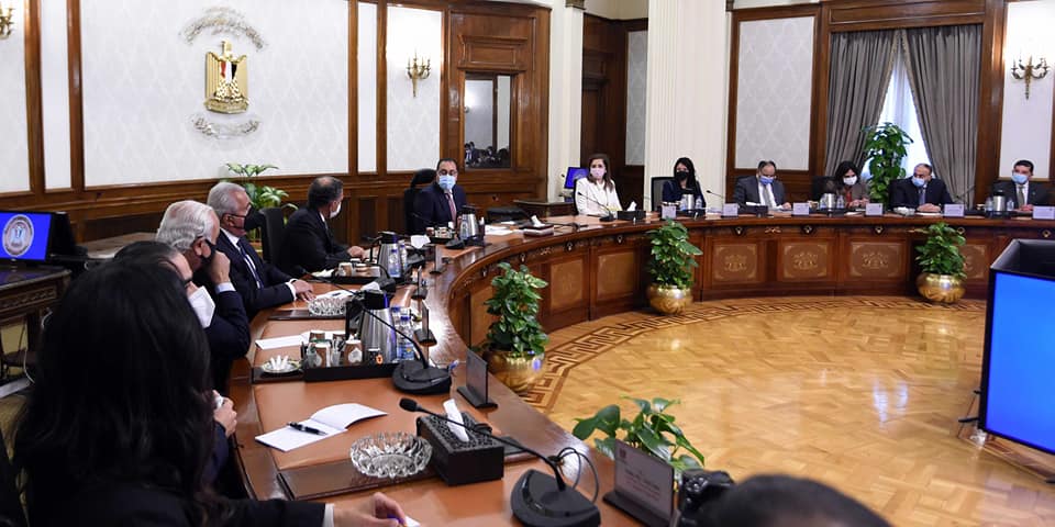 بالصور .. مدبولي يؤكد أهمية دور القطاع الخاص مع الحكومة لتحقيق التنمية