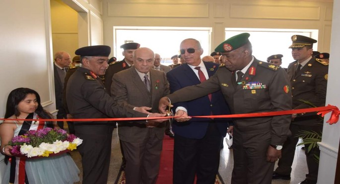بالصور.. المتحدث العسكري: القوات المسلحة تنظم معرضاً لإبداعات المحاربين القدماء بمناسبة الإحتفال بيوم الشهيد والمحارب القديم