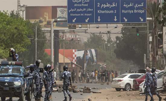 السلطات السودانية تغلق جسرا رئيسيا قبيل مظاهرات