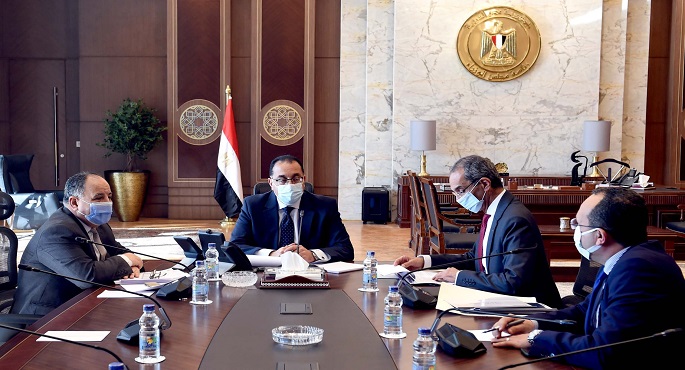بالصور.. مدبولي يتابع موقف تنفيذ خطة وموازنة العام المالي الحالي لمشروعات وزارة الاتصالات