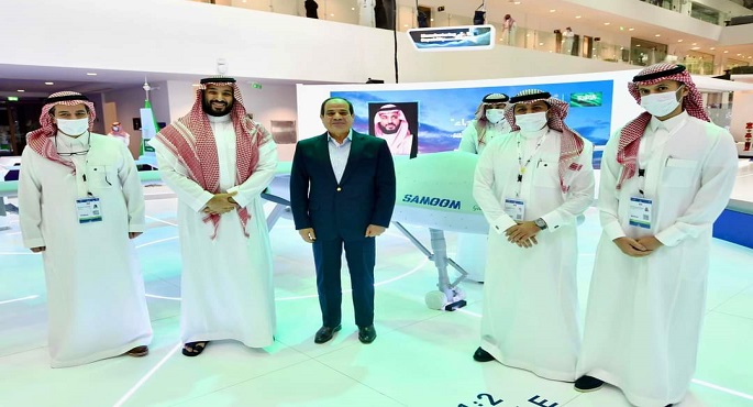 بالصور..الرئيس السيسي يتفقد معرض الدفاع العالمي بالرياض