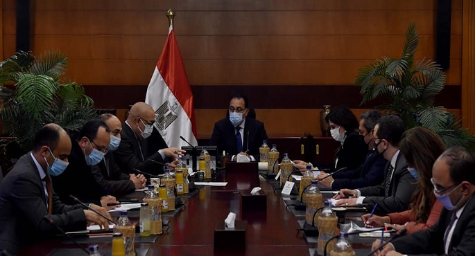 رئيس الوزراء يتابع مع وزير الإسكان موقف الطرح الجديد للوحدات السكنية والأراضي للمصريين بالخارج من خلال برنامج بيت الوطن