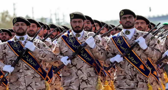 إيران تتوعد إسرائيل بعد مقتل اثنين من الحرس الثوري في سوريا
