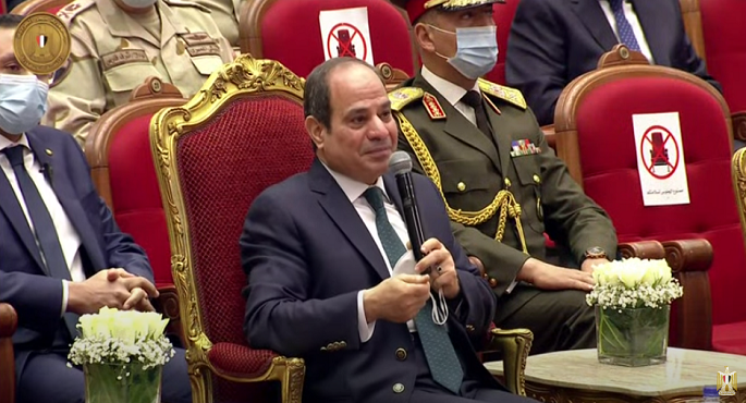 بالفيديو .. الرئيس السيسي : أسر الشهداء دفعت ثمنا غاليا في تقديم أبنائها فداء للوطن
