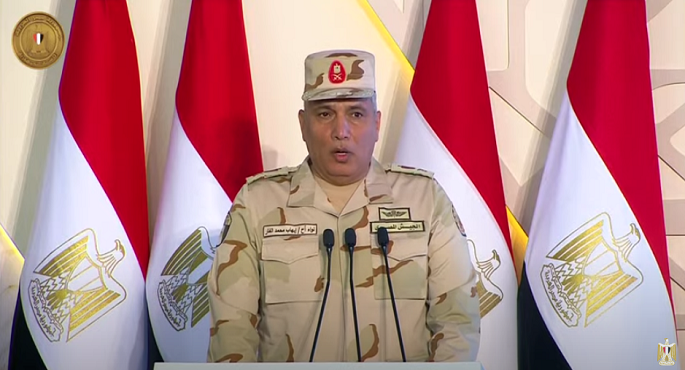 رئيس الهيئة الهندسية بالقوات المسلحة : المحاور والطرق شريان التنمية وقاطرة التقدم