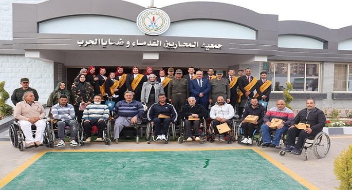 القوات المسلحة تنظم زيارة ميدانية لعدد من طلبة كلية الحقوق جامعة حلوان لجمعية المحاربين القدماء وضحايا الحرب