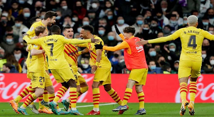 برشلونة يكتسح ريال مدريد برباعية نظيفة في الدوري الإسباني
