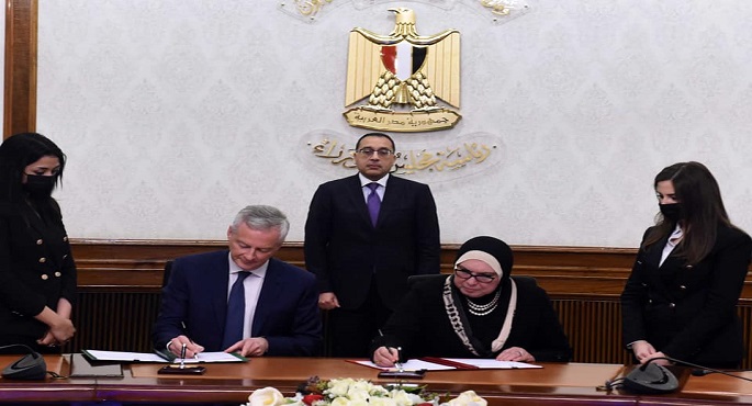 بالصور.. خلال زيارة وزير الاقتصاد الفرنسي.. رئيس الوزراء يشهد مراسم التوقيع على إعلان نوايا مشترك لتعزيز التعاون مع فرنسا