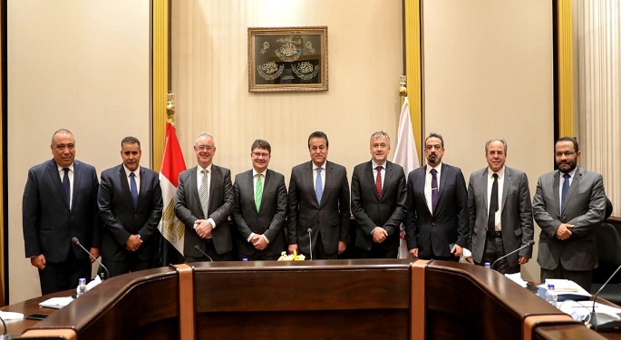 بالصور.. خالد عبد الغفار يبحث مع شركة «سيمنز» العالمية دعم القطاع الصحي بأحدث تقنيات التكنولوجيا الطبية