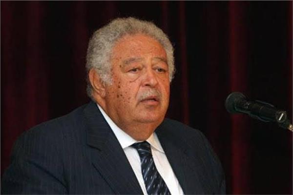 النائب العام ينعي نقيب المحامين رجائي عطية