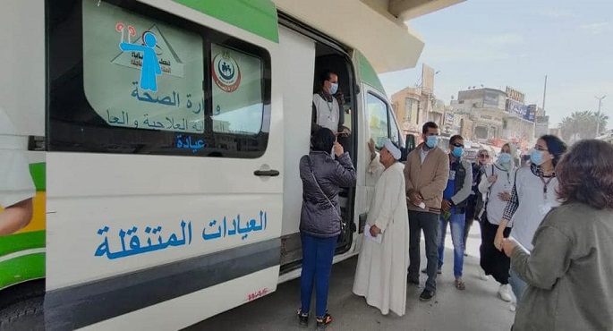 بالصور .. الصحة : تطعيم مليون مواطن ضمن حملة طرق الأبواب بـ 6 محافظات خلال اسبوع