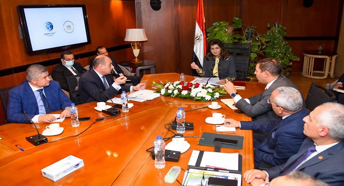 بالصور.. وزيرة الهجرة: مؤتمر “مصر تستطيع بالصناعة” يستهدف تعظيم الاستفادة من خبرات المصريين حول العالم في المجال الصناعي